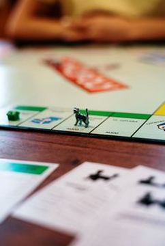 game crypto Debet